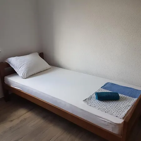 Tulek Apartman